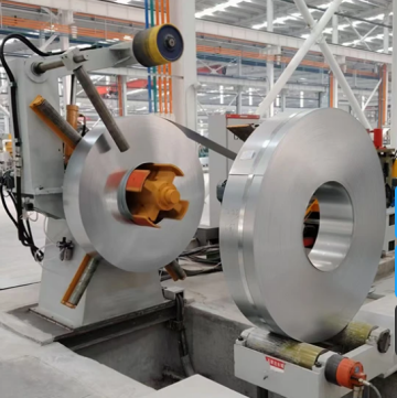 Single head decoiler